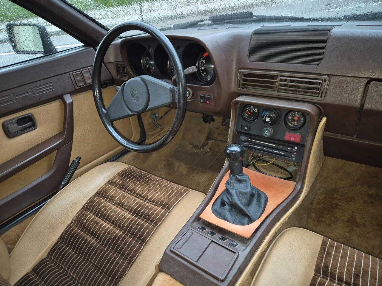 Porsche 924 2.0
