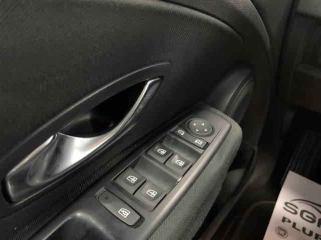 RENAULT Megane 1.5 dCi 110CV Full Optional + Navigatore