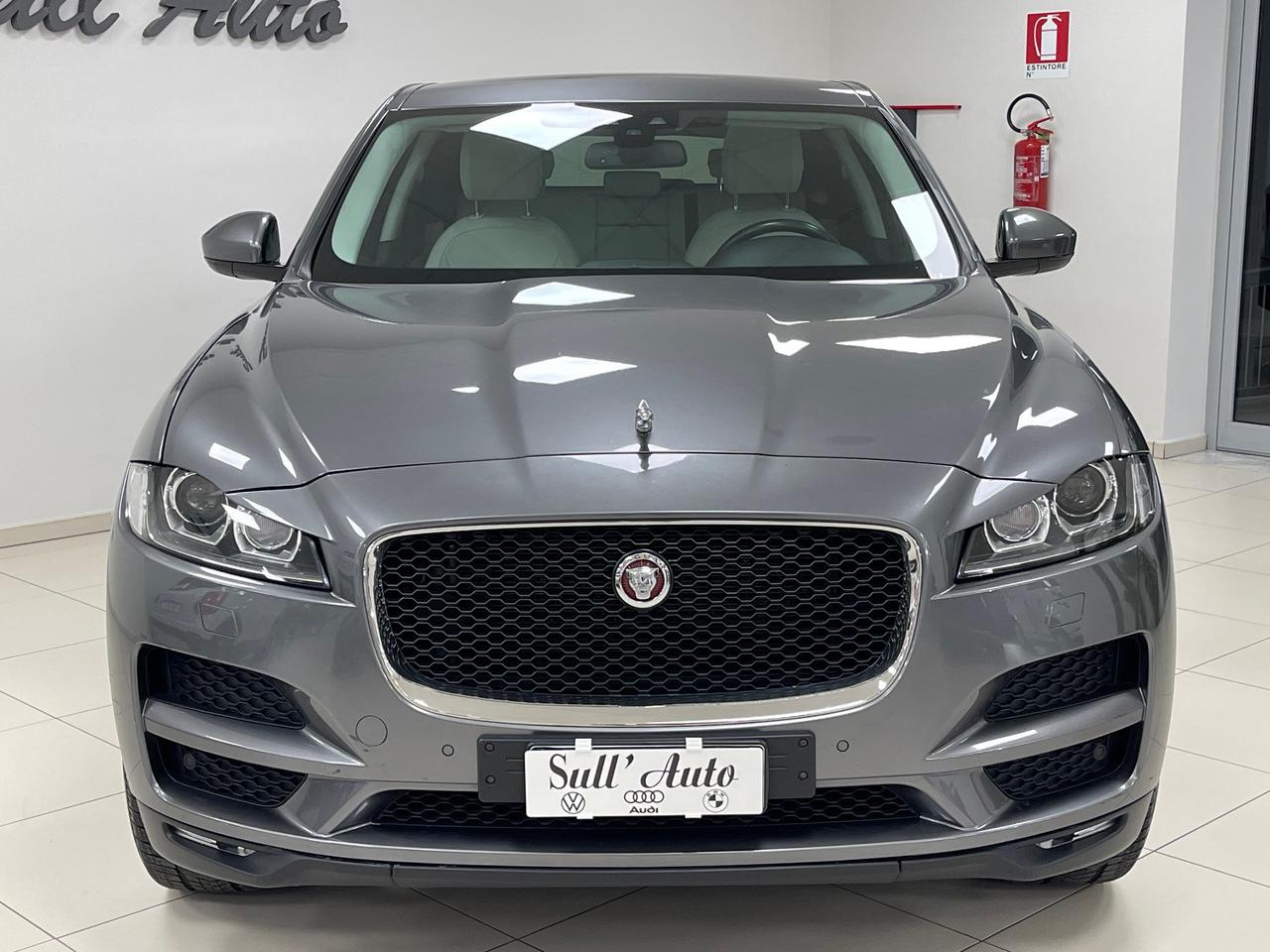 Jaguar F-Pace 2.0 D 180 CV AWD aut. Prestige 2017