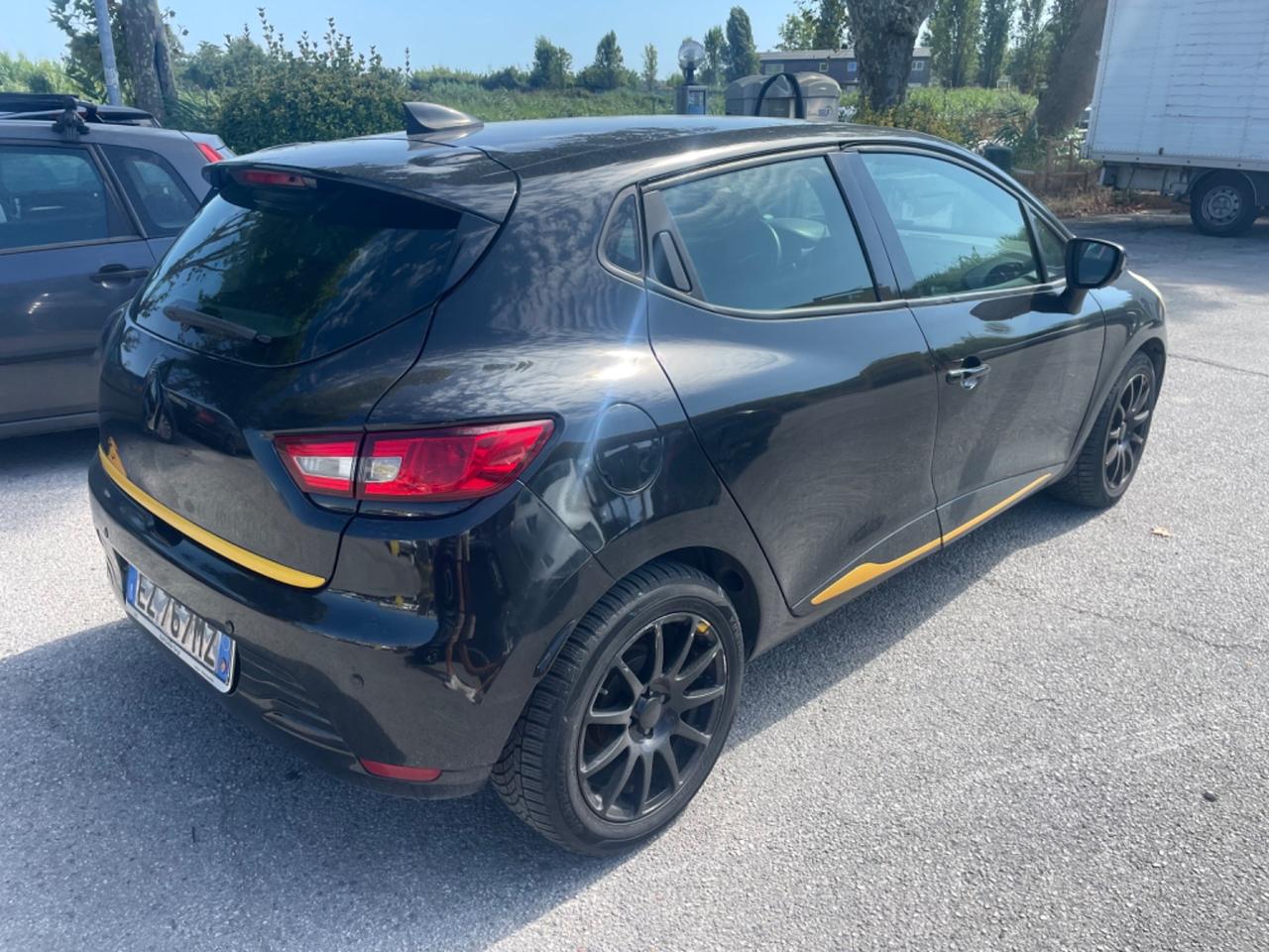 Renault Clio 1.2 75CV 5 porte Live