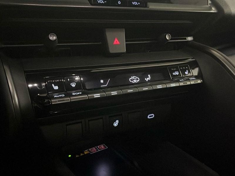 Toyota C-HR 2.0 PHEV E-CVT Trend