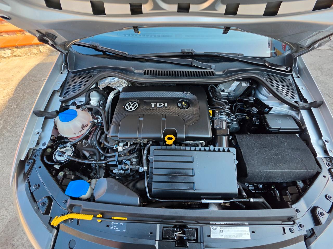 Volkswagen Polo 1.4 diesel 07/2015 cv75
