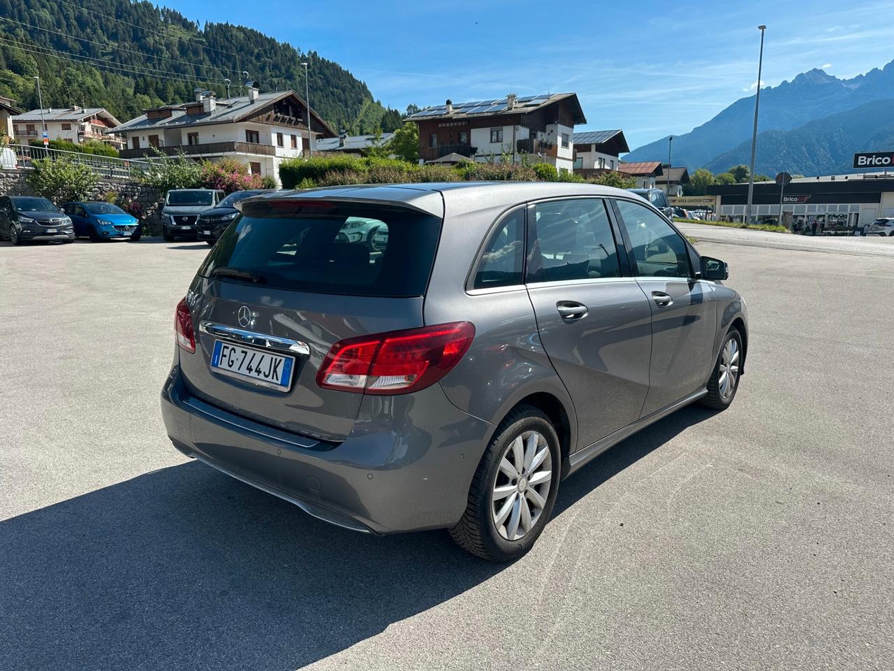Mercedes-benz B 180 d Automatic