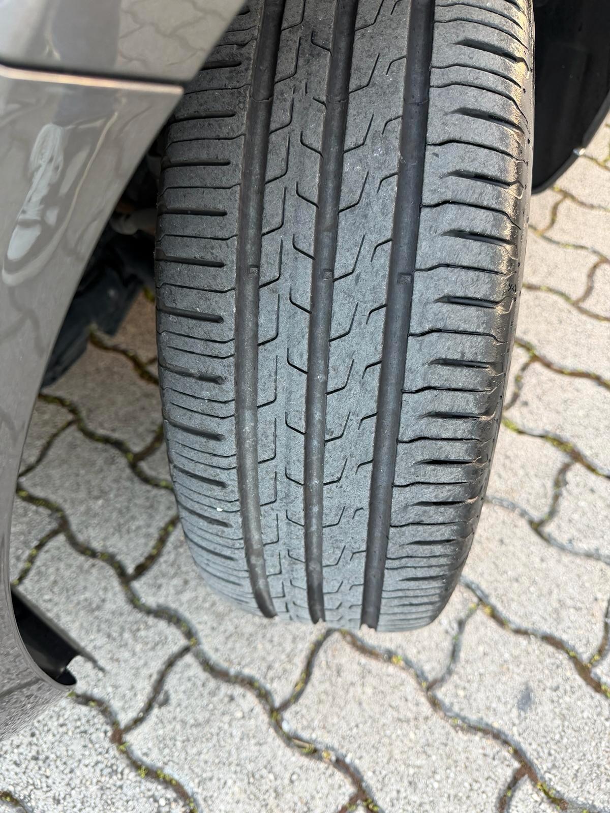 Lancia Ypsilon 1.0 FireFly 5 porte S&S Hybrid Silver