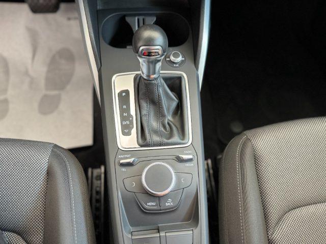 AUDI Q2 1.4 TFSI COD S tronic S Line Edition