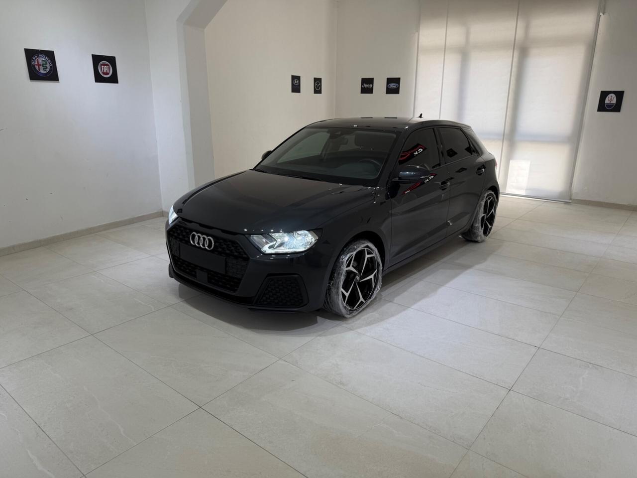 AUDI A1 SPB 25 TFSI AUTO AZIENDALE UNICO PROPRIETARIO IVA ESPOSTA
