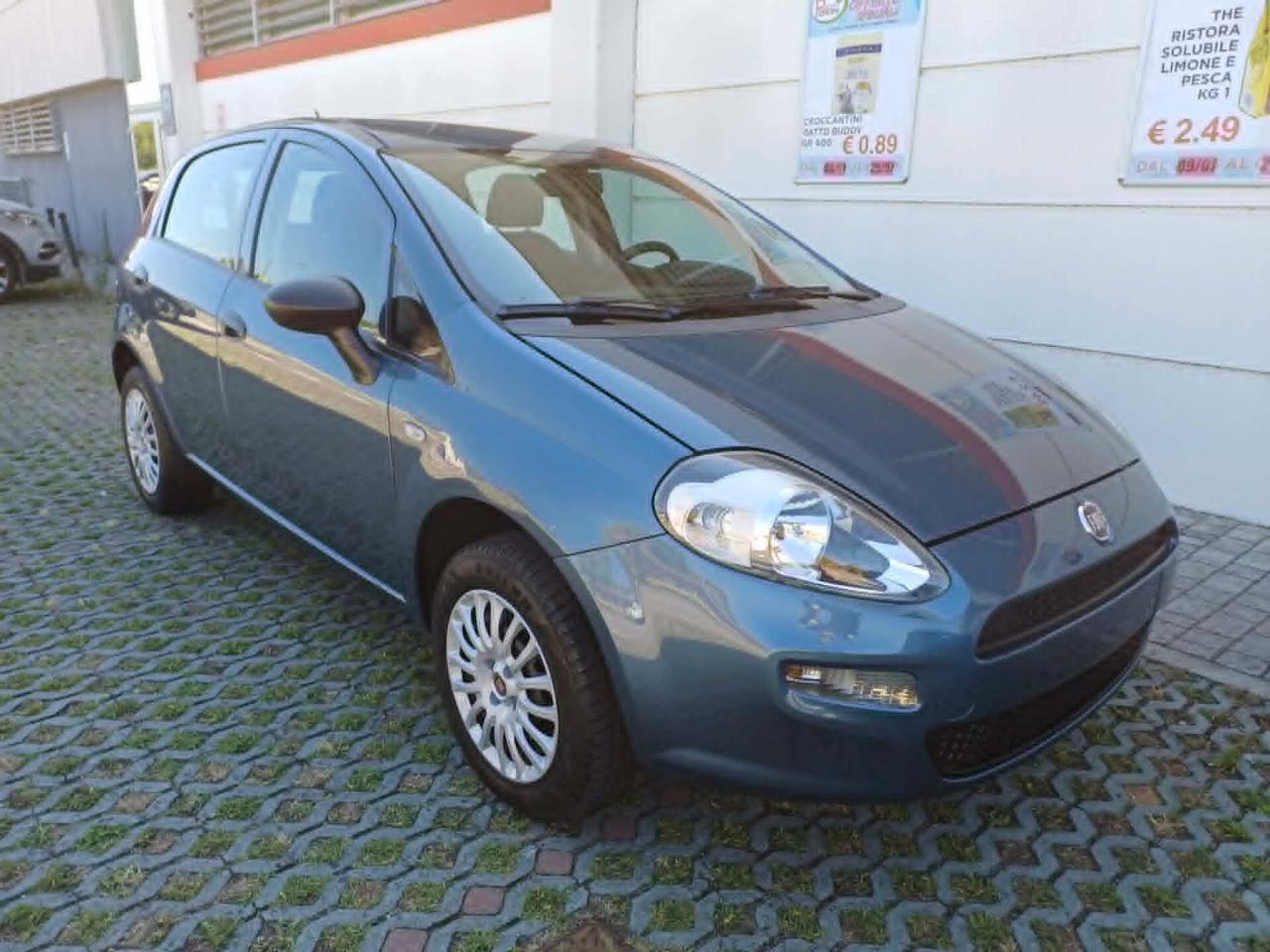 Fiat Punto 1.4 8v 77 cv 5 porte Natural Power Street