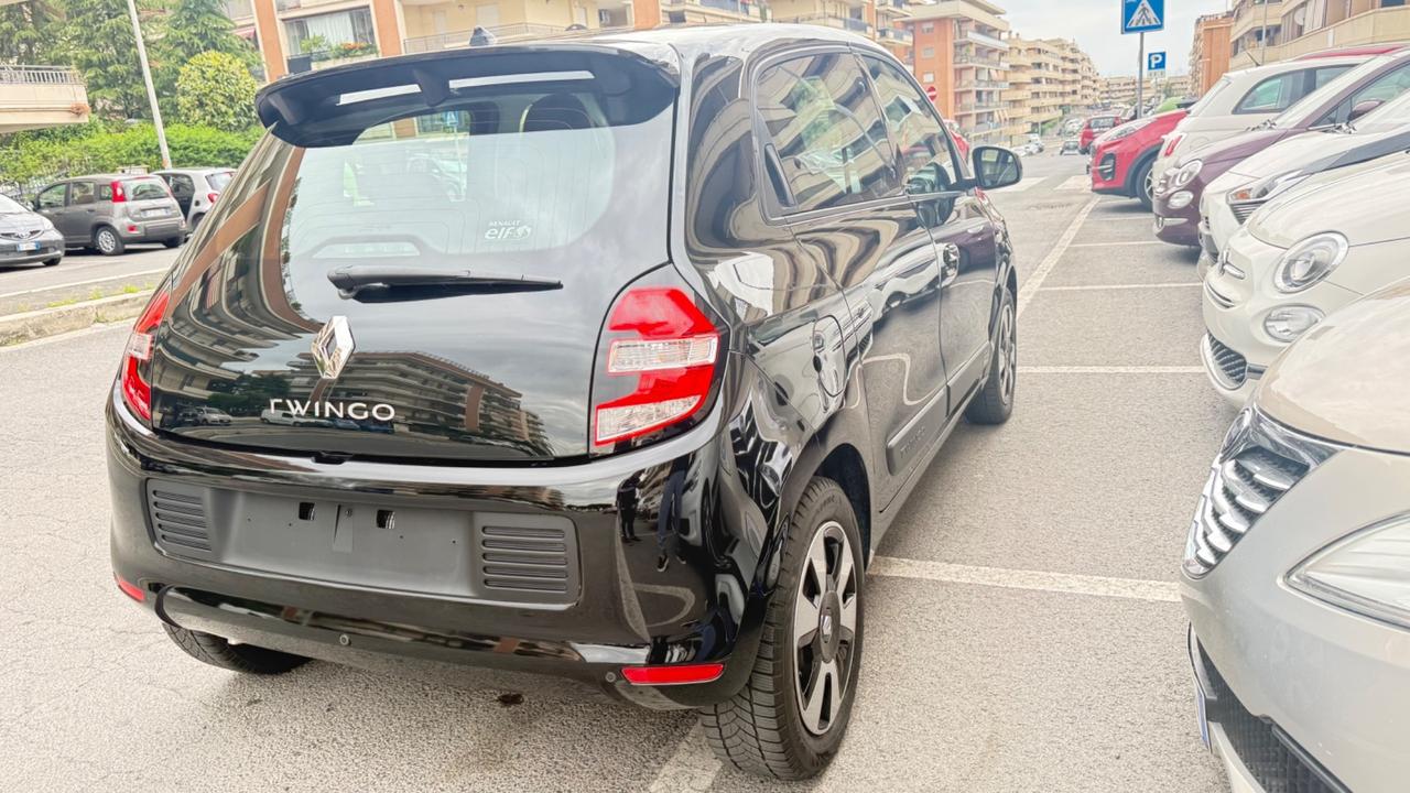 Renault Twingo TCe 90 CV EDC La Parisienne LED PDC BLUETOOTH