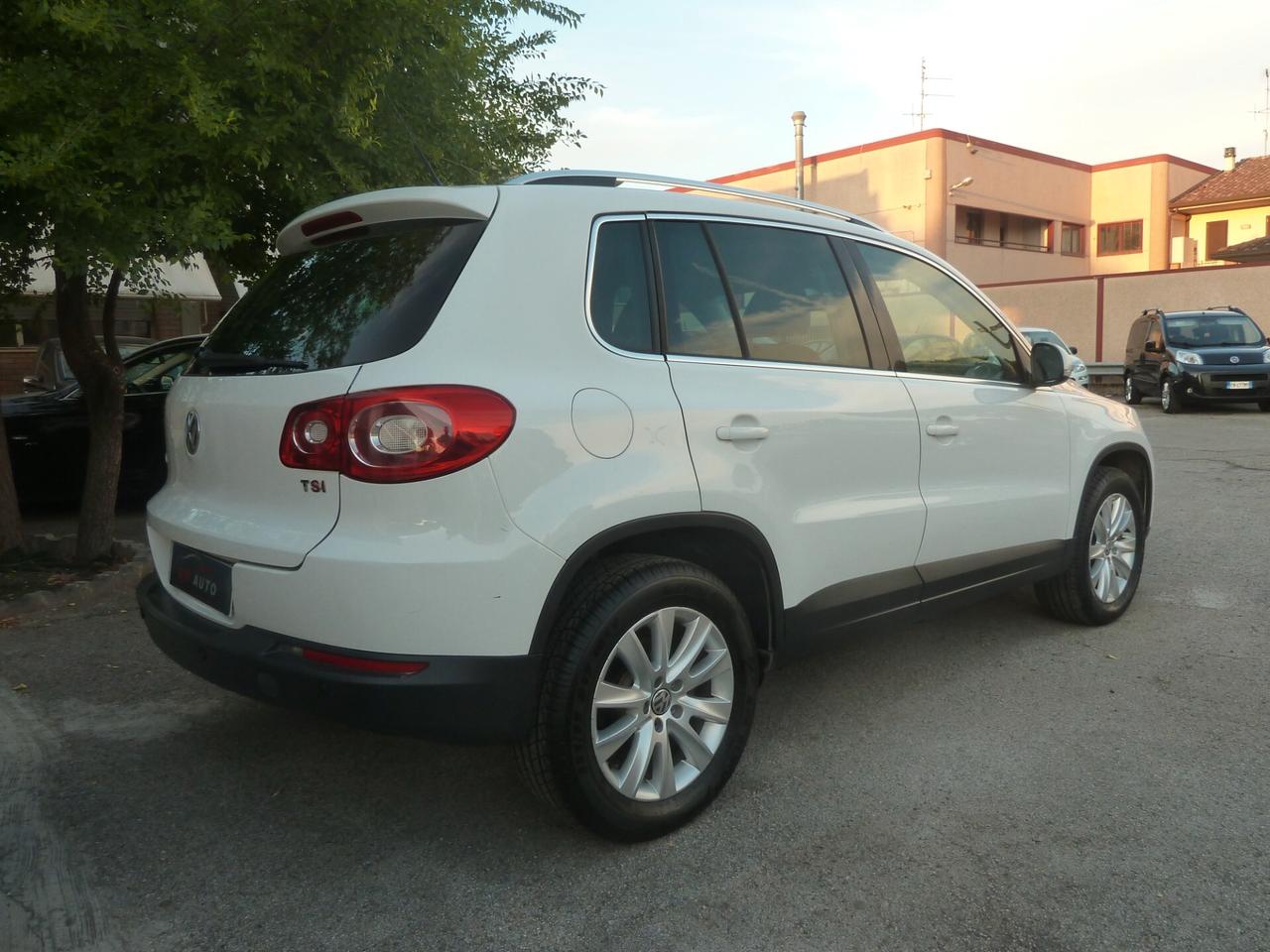 Volkswagen Tiguan 1.4 16V TSI Sport