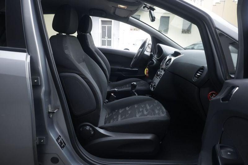 Opel Corsa Corsa 1.2 5 porte Cosmo