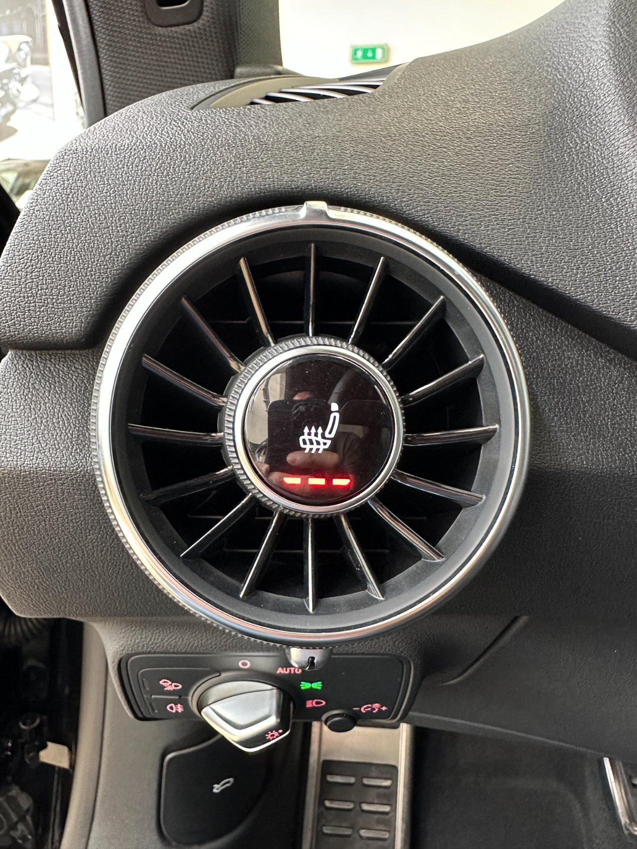 Audi TT Coupe 45 2.0 tfsi s-tronic-Matrix-19"-Camera-Carplay-Keyless