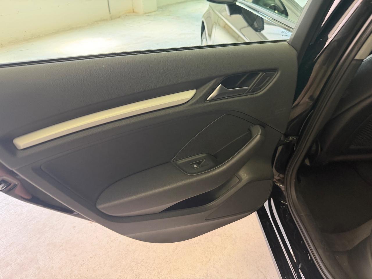 Audi A3 Sedan 2.0 TDI 184 CV quattro S tronic Business
