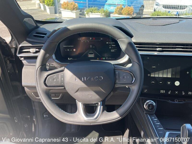 Lynk & Co 01 01 PHEV