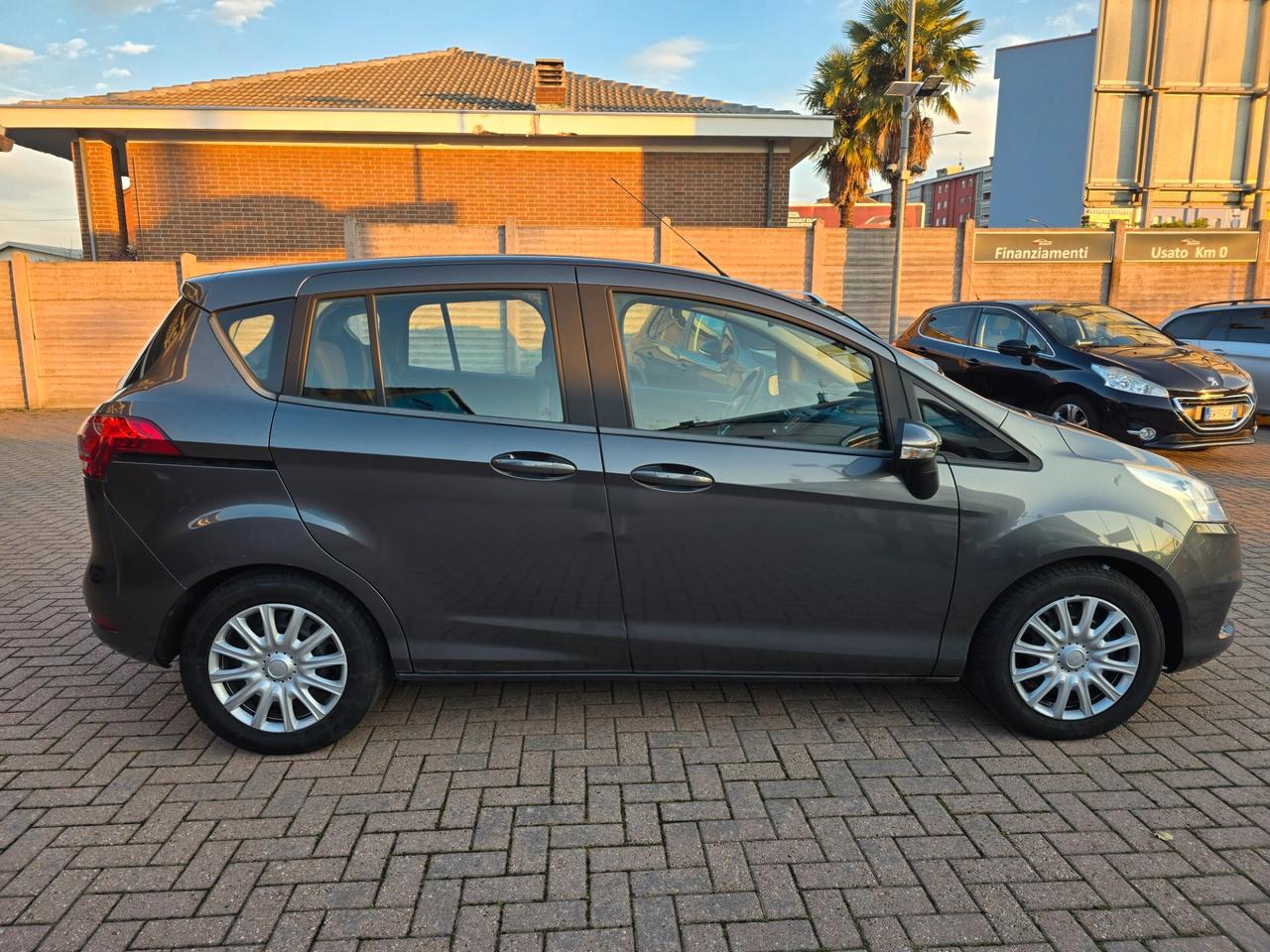 Ford B-Max 1.4 90 CV GPL Business Titanium
