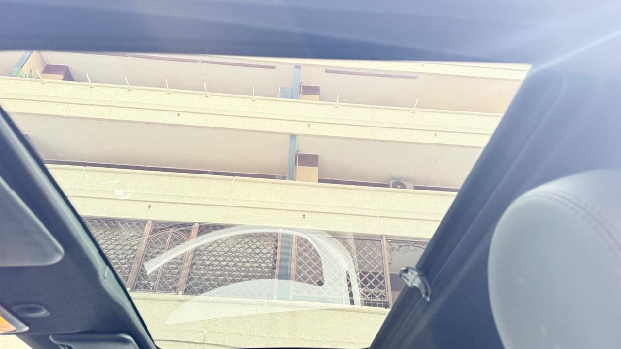 Fiat 500 1.0 Hybrid Rockstar LED TFT CLIMA AUTOMATICO PANORAMA CERCHI 16 PDC BLUETOOTH