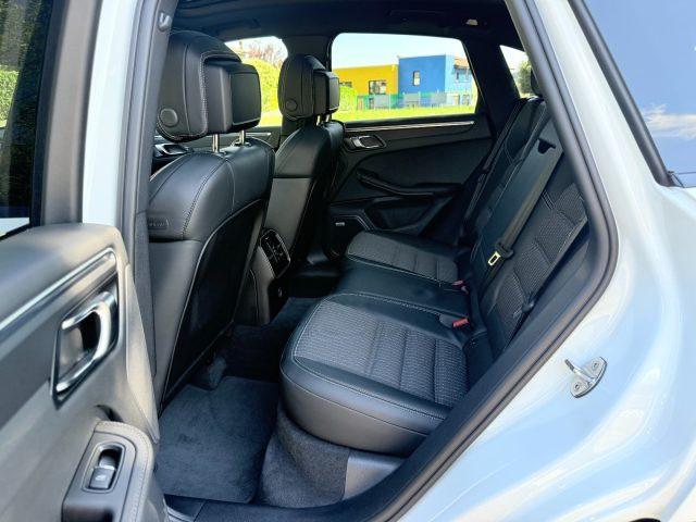 PORSCHE Macan 2.0 T IVA ESPOSTA