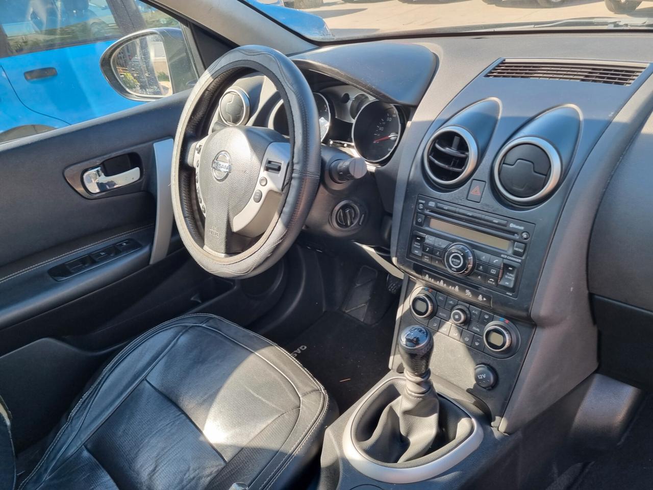 Nissan Qashqai 1.5 dCi Visia - ACCESSORIATA