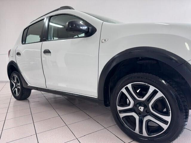 Dacia Sandero Stepway TurboGPL 90CV