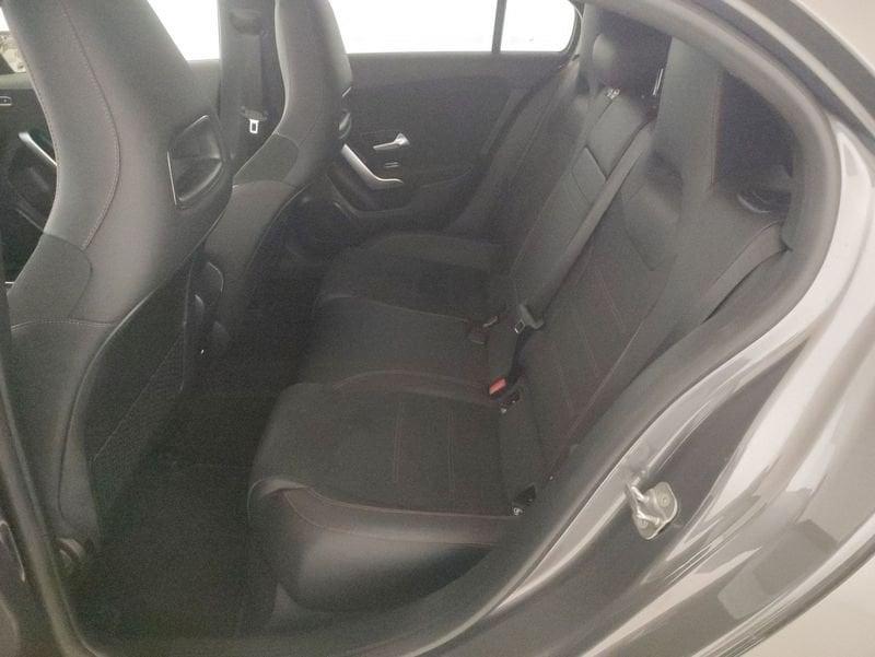 Mercedes-Benz Classe A A 180 d AMG Line Premium auto