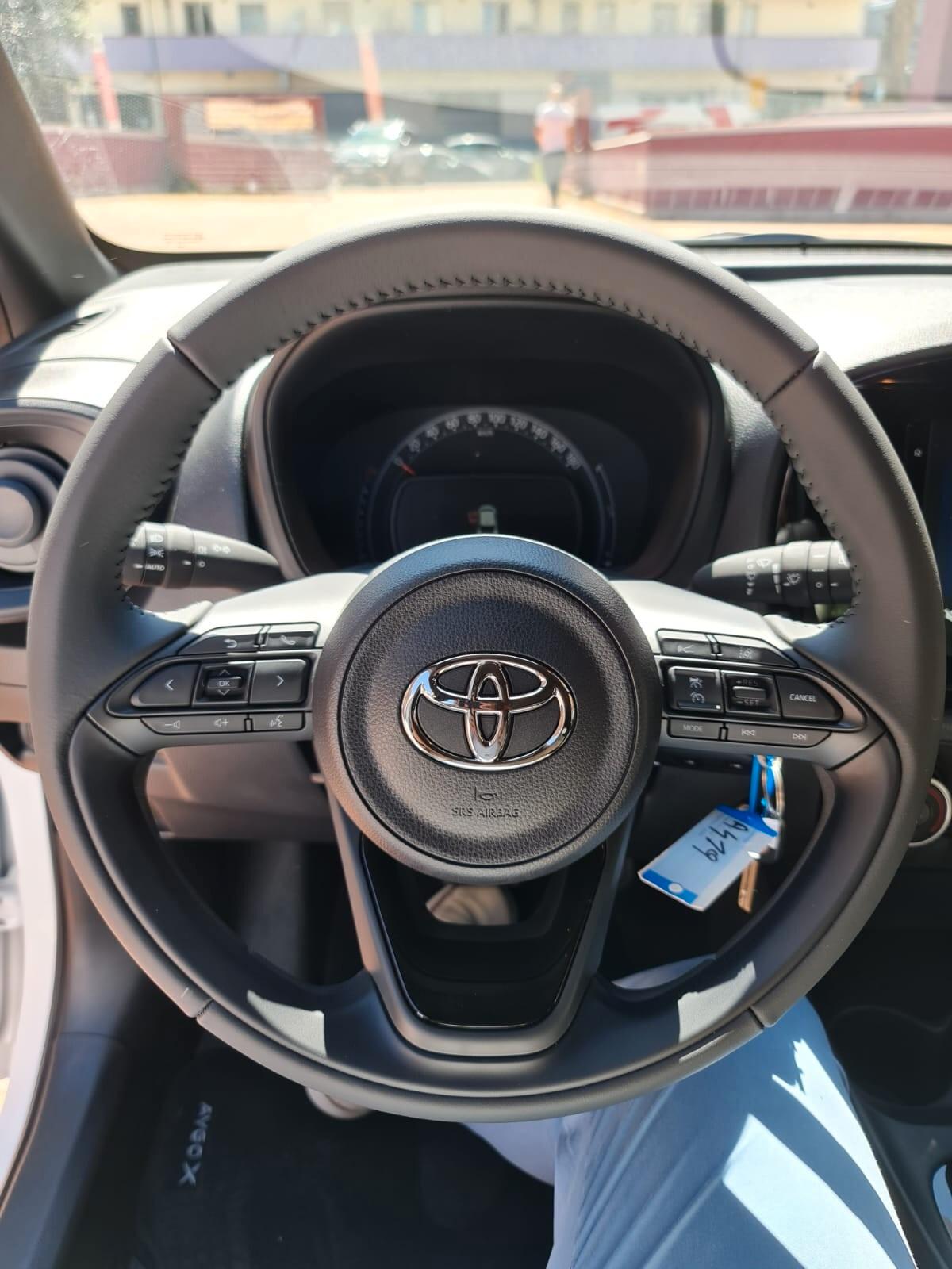 Toyota Aygo X 1.0 VVT-i 72 CV 5 porte Active S-CVT