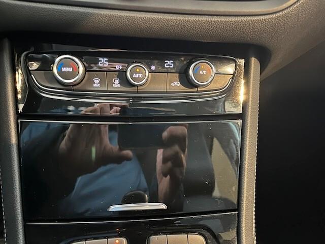 Opel Grandland 1.2 Turbo 12V 130 CV Business Elegance