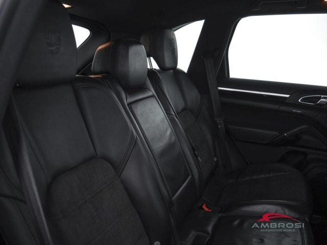 PORSCHE Cayenne 3.0 Diesel - PER OPERATORI DEL SETTORE