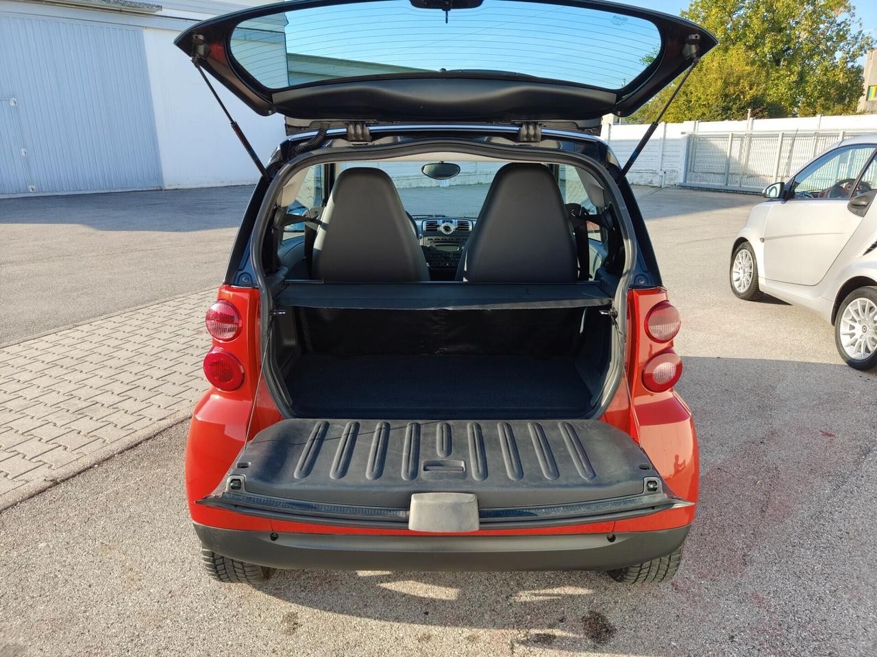 Smart ForTwo 1000 45 kW MHD coupé pure