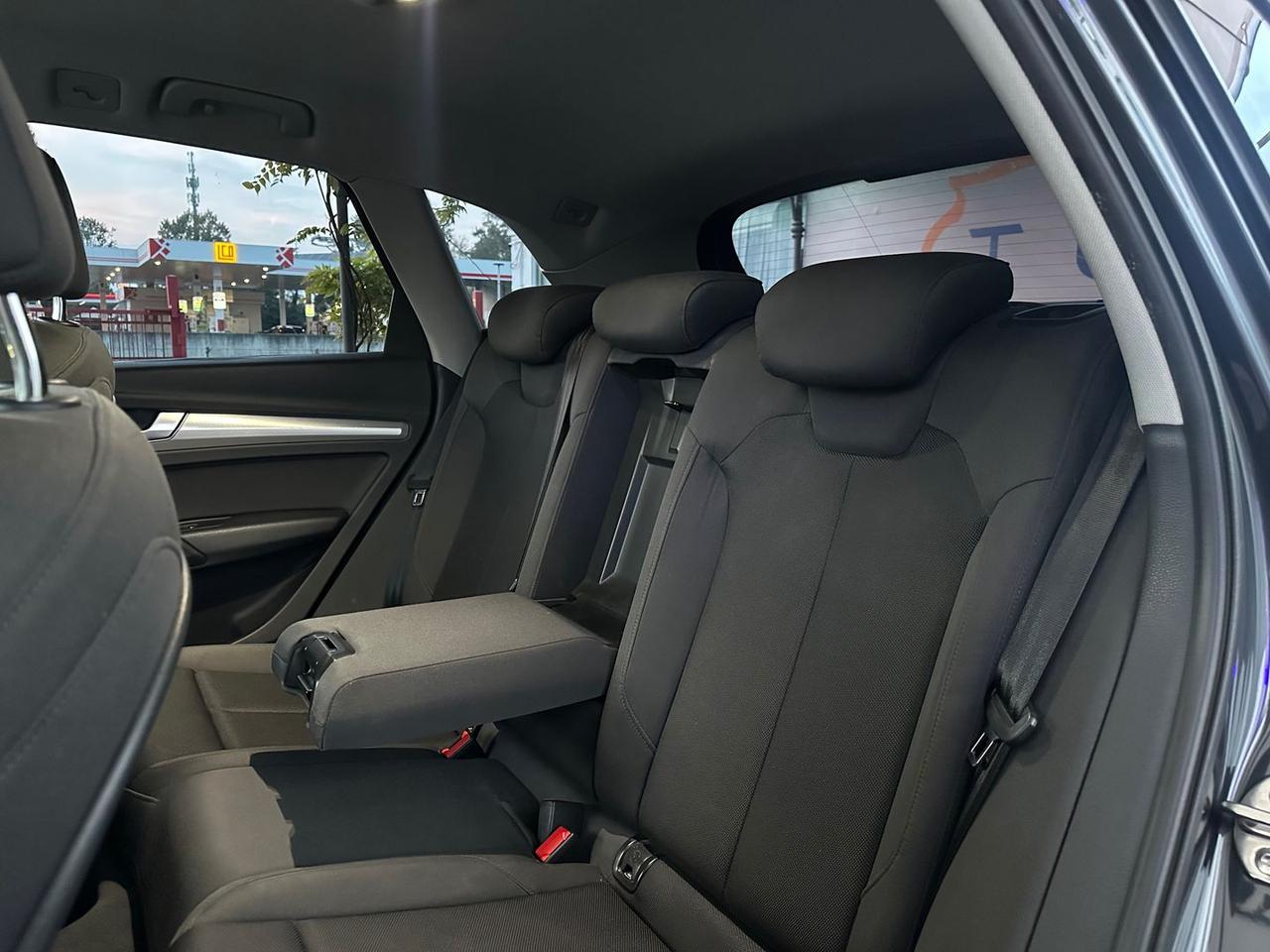 Audi Q5 Sport 2.0 35 TDI #7429