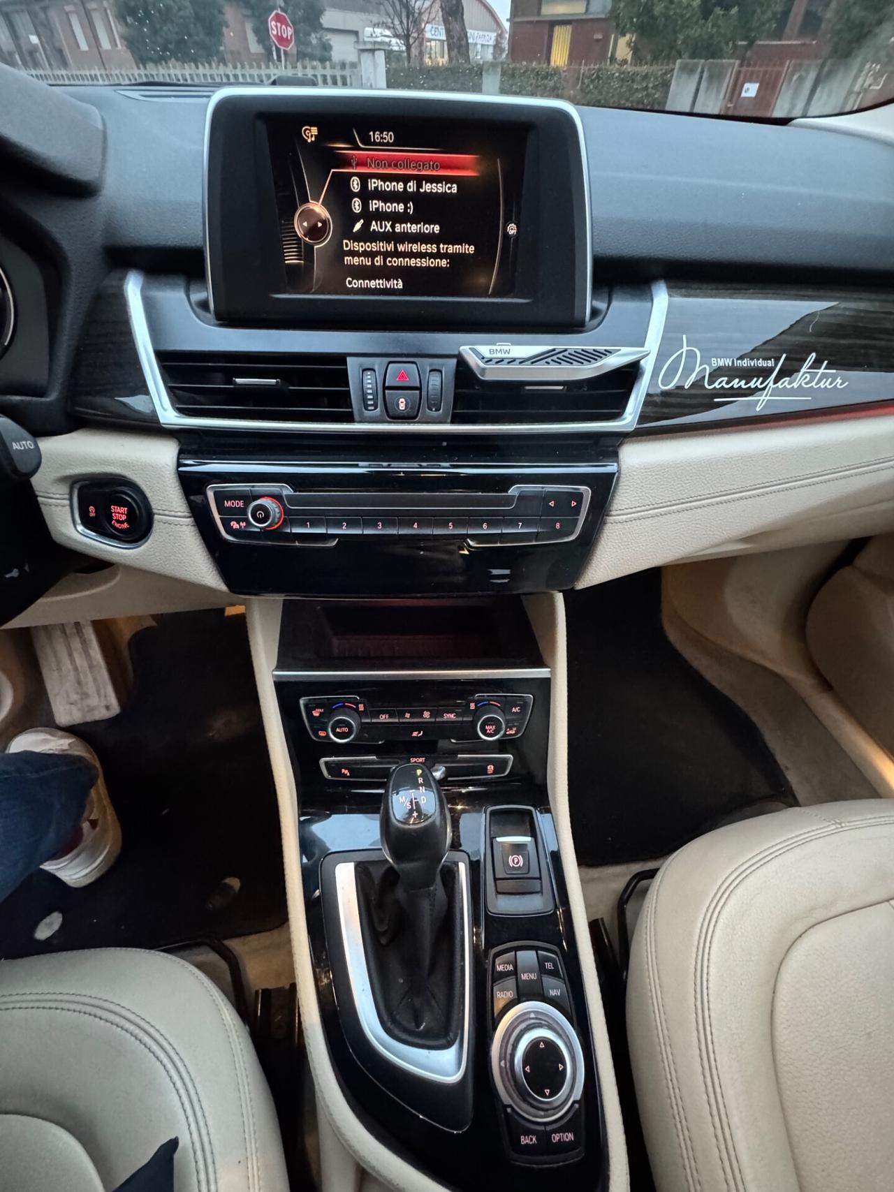 Bmw 2er Active Tourer 218d xDrive Luxury aut.