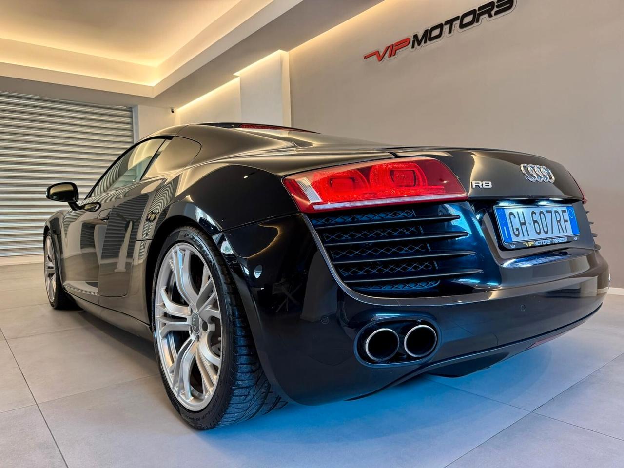 AUDI R8 V8 420CV UNIPRO PERMUTE GARANZIA R-TRONIC