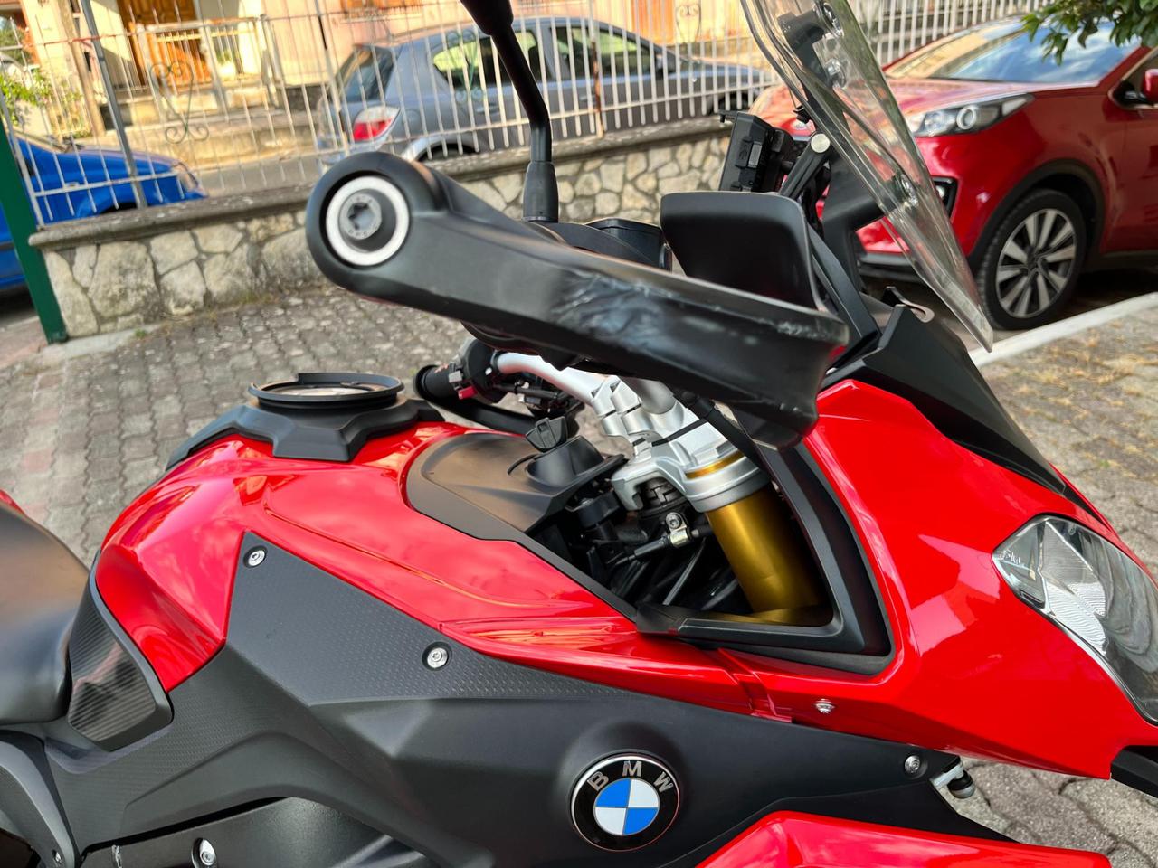 BMW S 1000 XR .