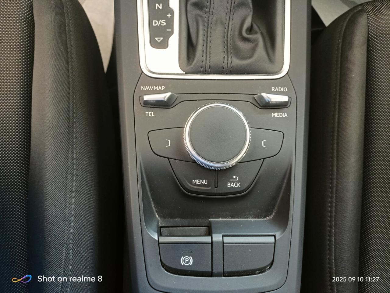 Audi Q2 30 TDI S tronic Business