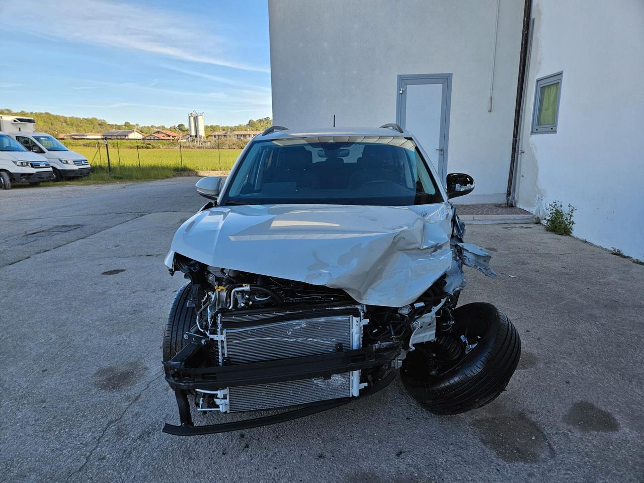 Volkswagen T-Cross 1.0 tsi Life 115cv INCIDENTATA