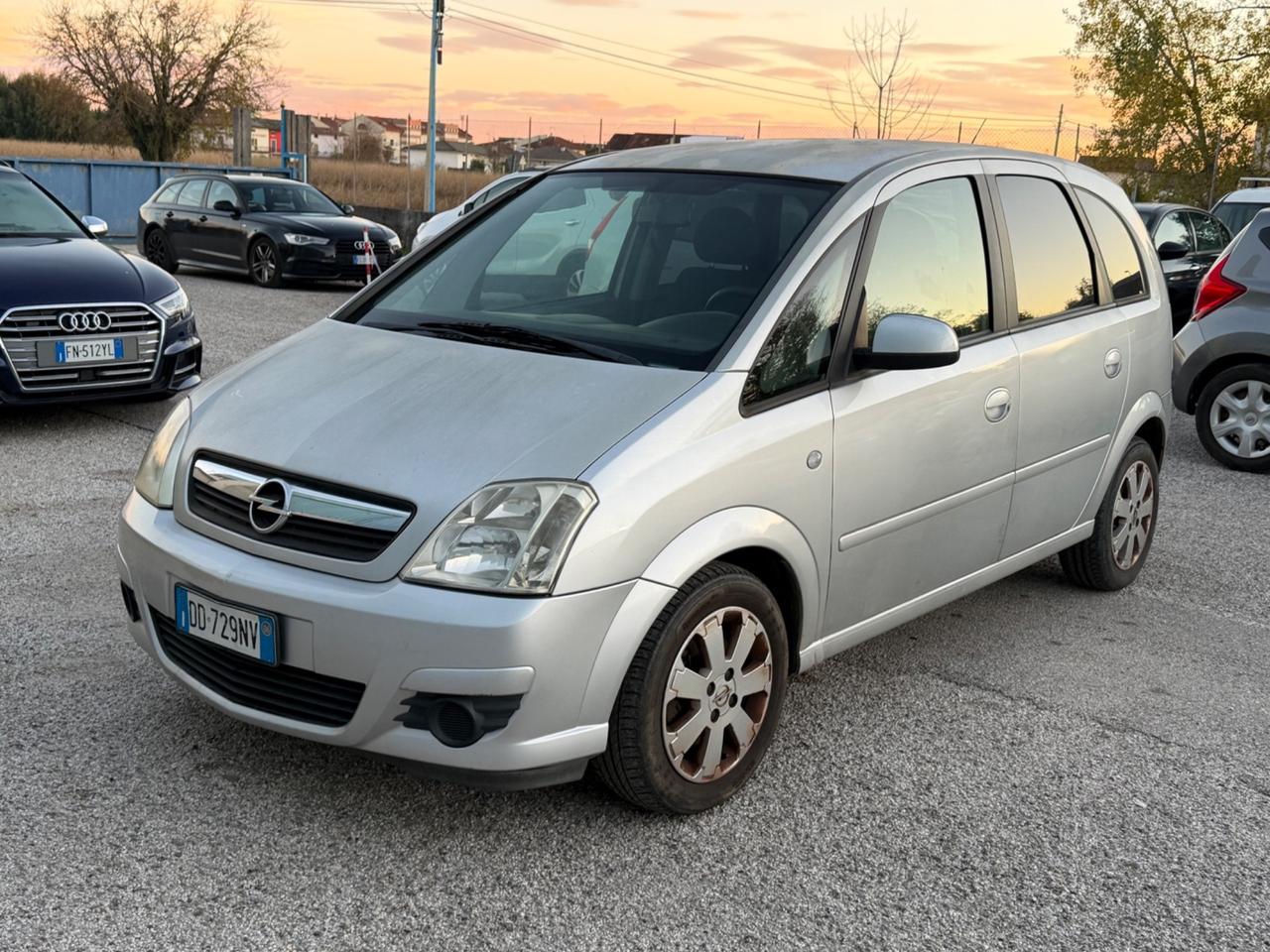 Opel Meriva 1.7 CDTI 101CV Cosmo