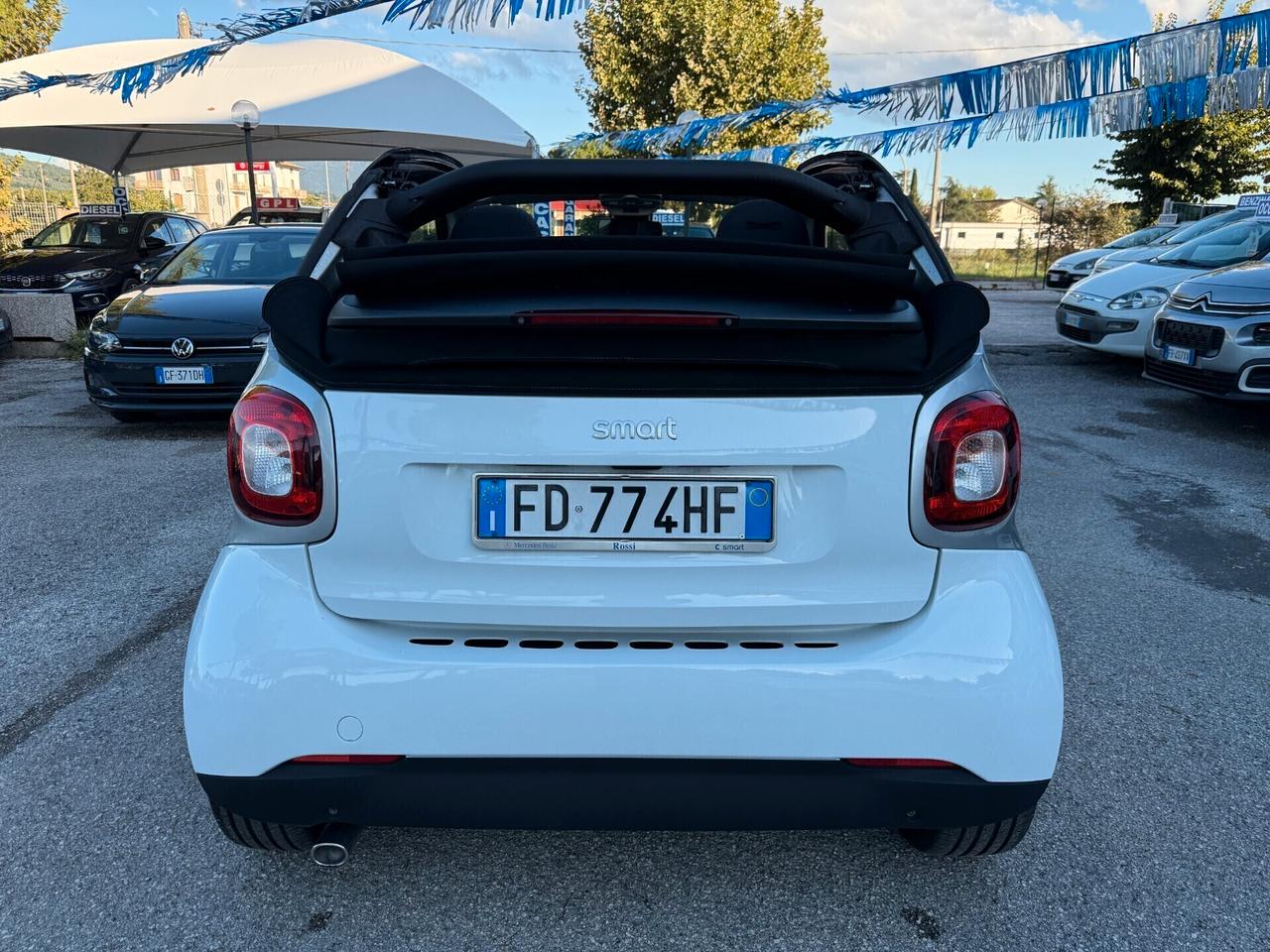 " UNA CHICCA " Smart ForTwo 70 1.0 cabrio Passion