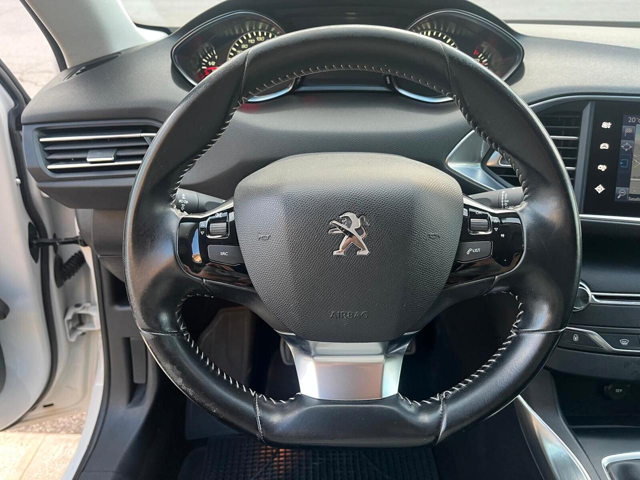 Peugeot 308 BlueHDi 120 S&S SW Allure