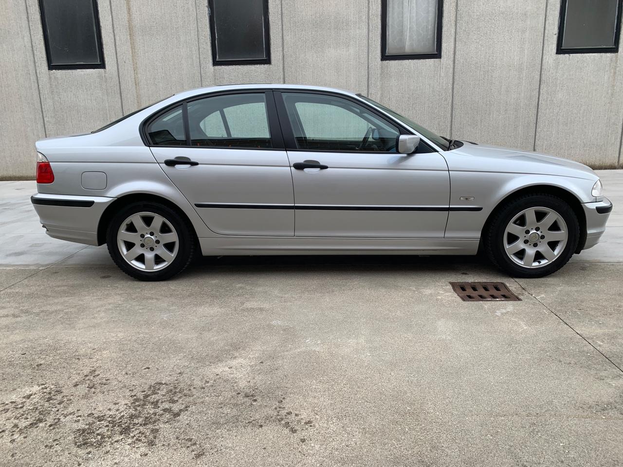 Bmw 318i unico prop.