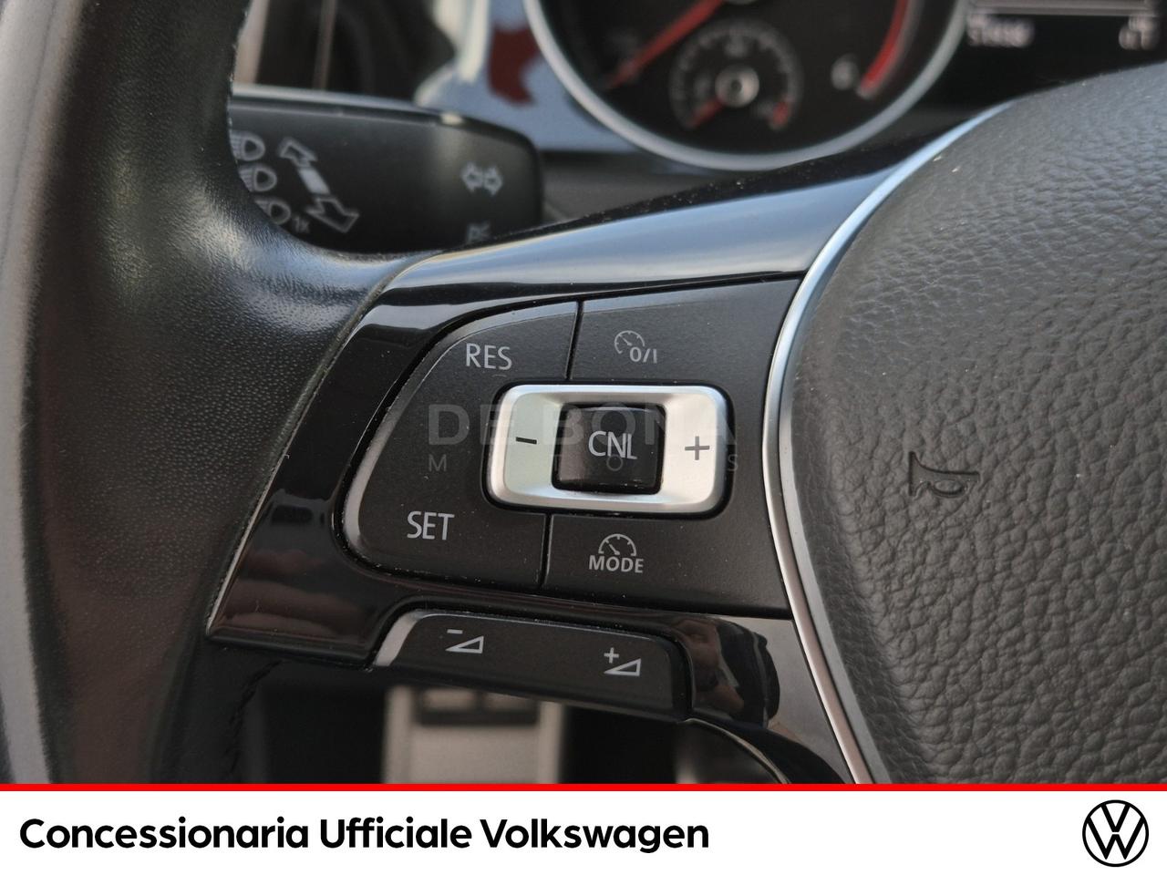 Volkswagen Golf 5p 1.6 tdi highline
