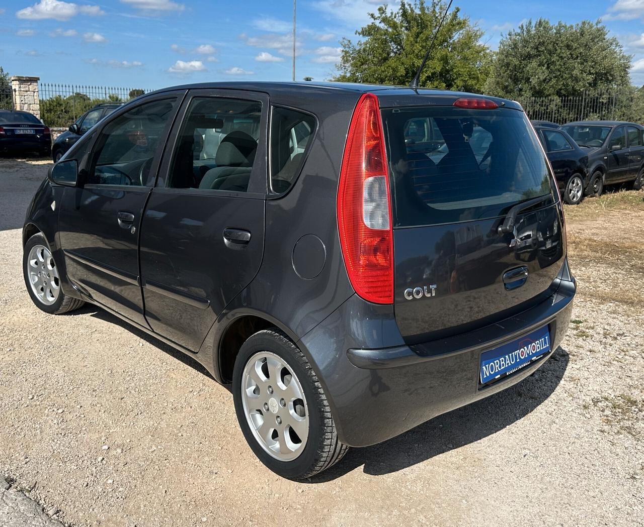 Mitsubishi Colt 1.5 Diesel Automatico UniProp