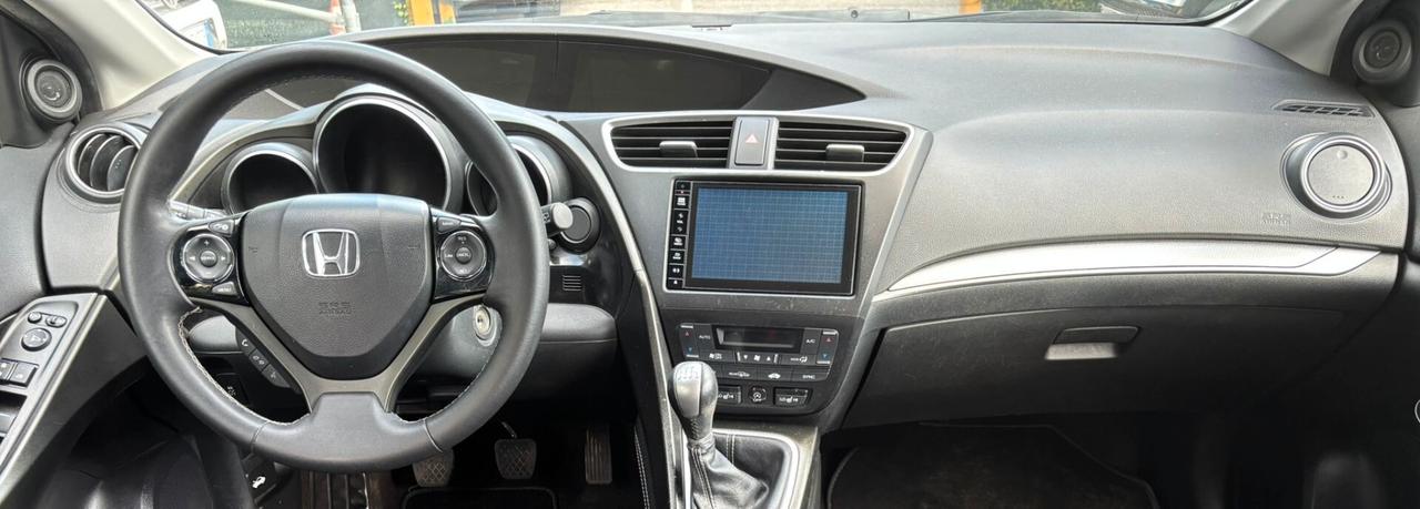 Honda Civic 1.4 i-VTEC Elegance Navi OK Neopatentati