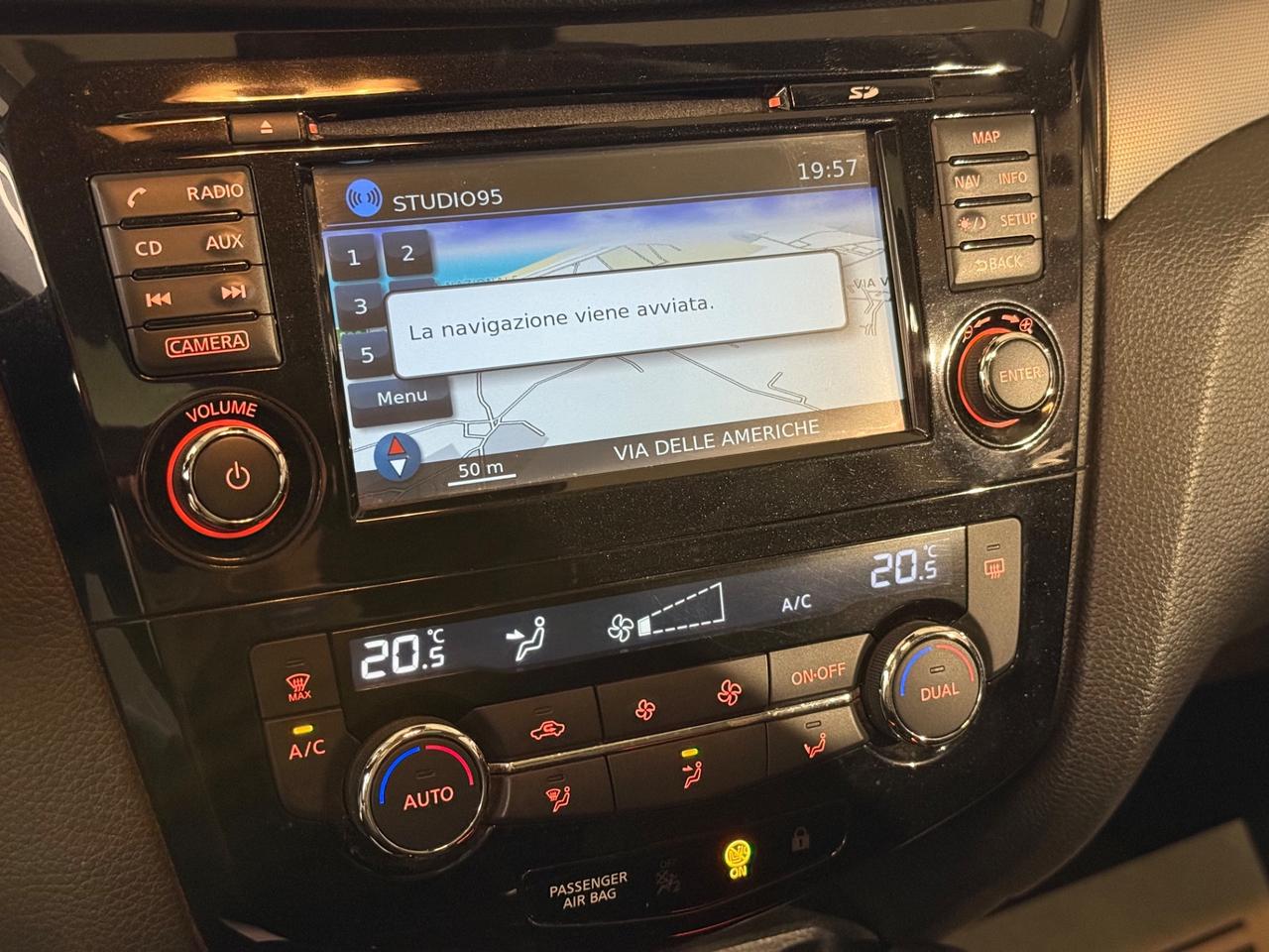 Nissan Qashqai 1.6 dCi 2WD N-Connecta