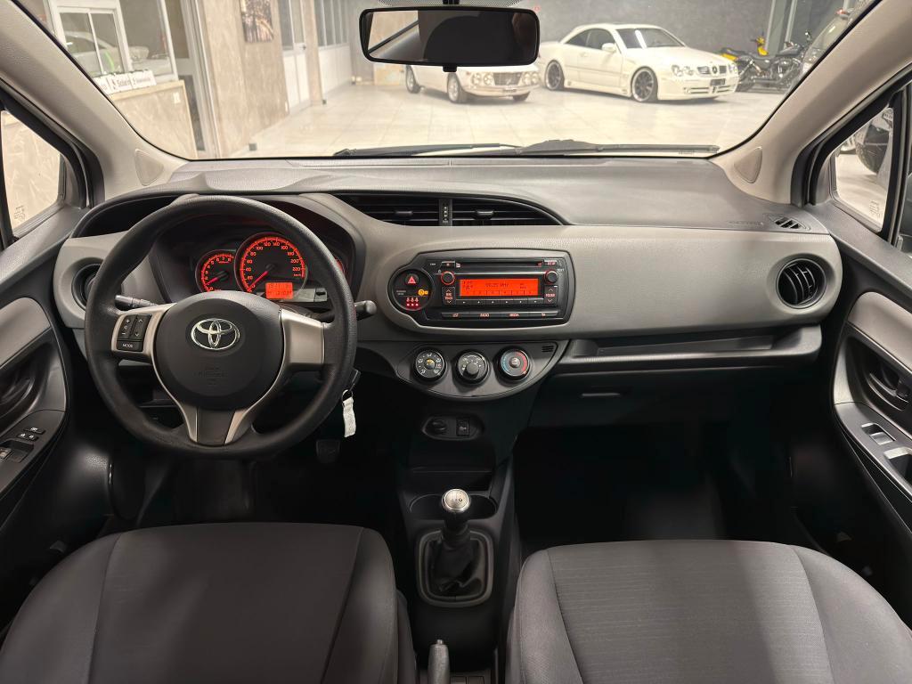 Toyota Yaris 5 Porte Yaris 5p 1.0 Trend White Edition