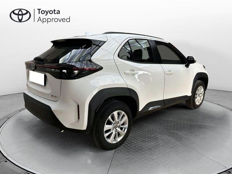 Toyota Yaris Cross 1.5h Active fwd 115 CV e-cvt