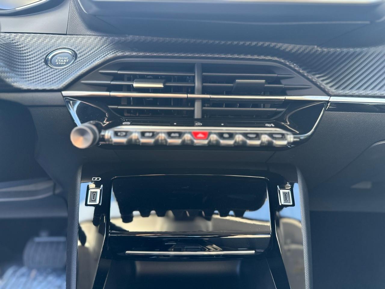 PEUGEOT 208 II 2023 - 208 1.2 hybrid Allure 110cv e-dcs 6