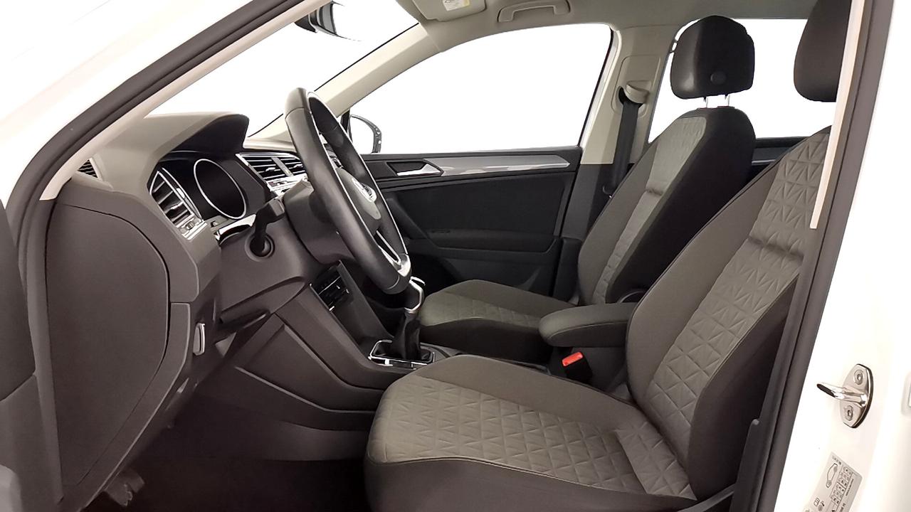 VOLKSWAGEN Tiguan II 2021 - Tiguan 1.5 tsi Life 130cv