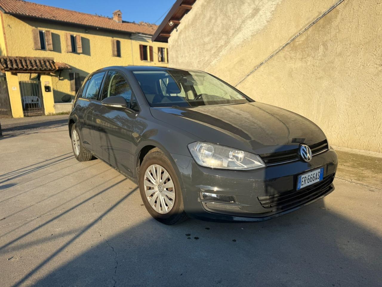 Volkswagen Golf VII 1.2 TSI 105 CV 3p. Trendline BlueMotion Technology