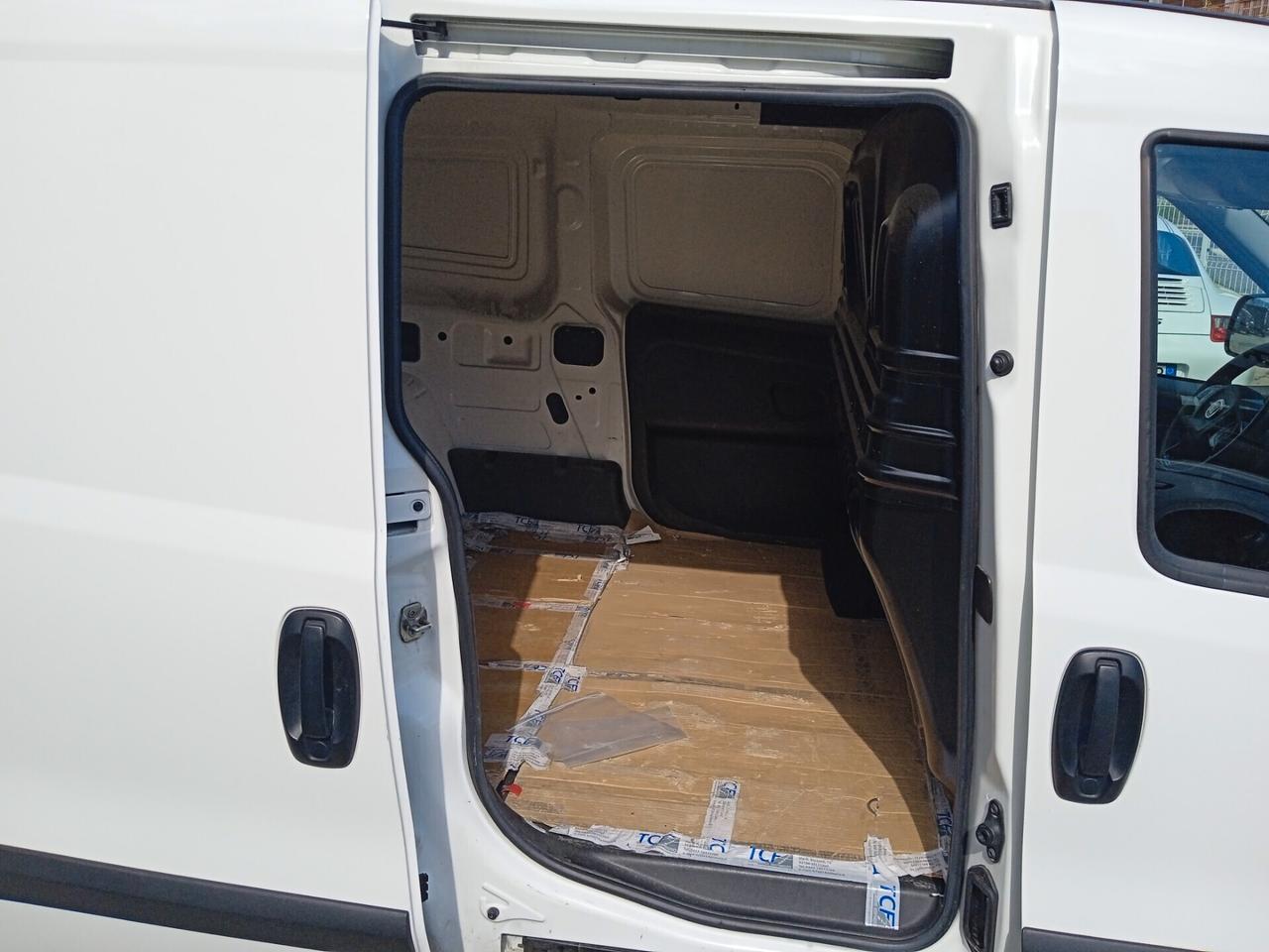 Fiat Doblo Doblò 1.6 MJT 105CV S&S PL-TN Cargo Maxi Business 3 POSTI
