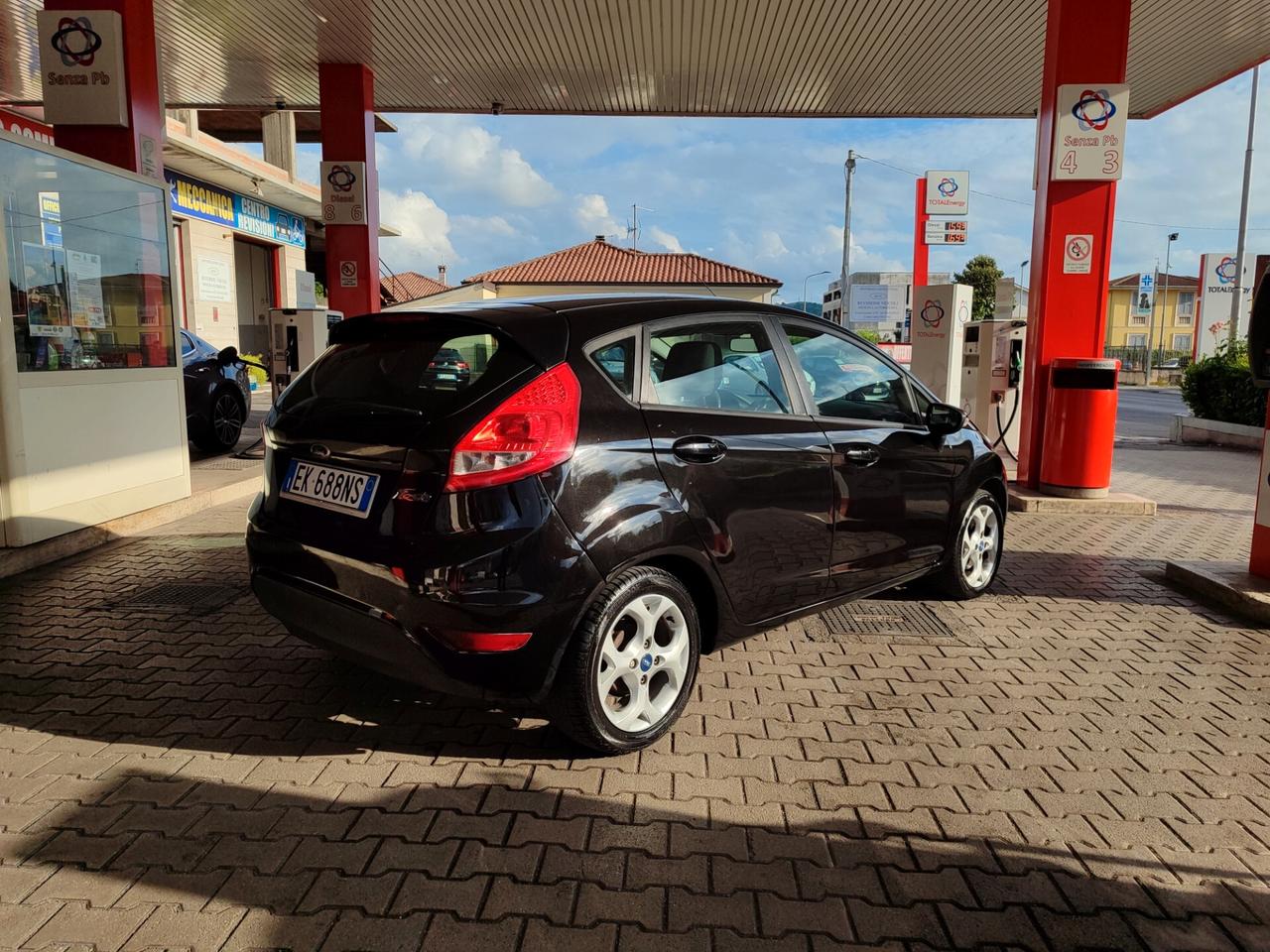 Ford Fiesta 1.2 TITANIUM GPL PROMO