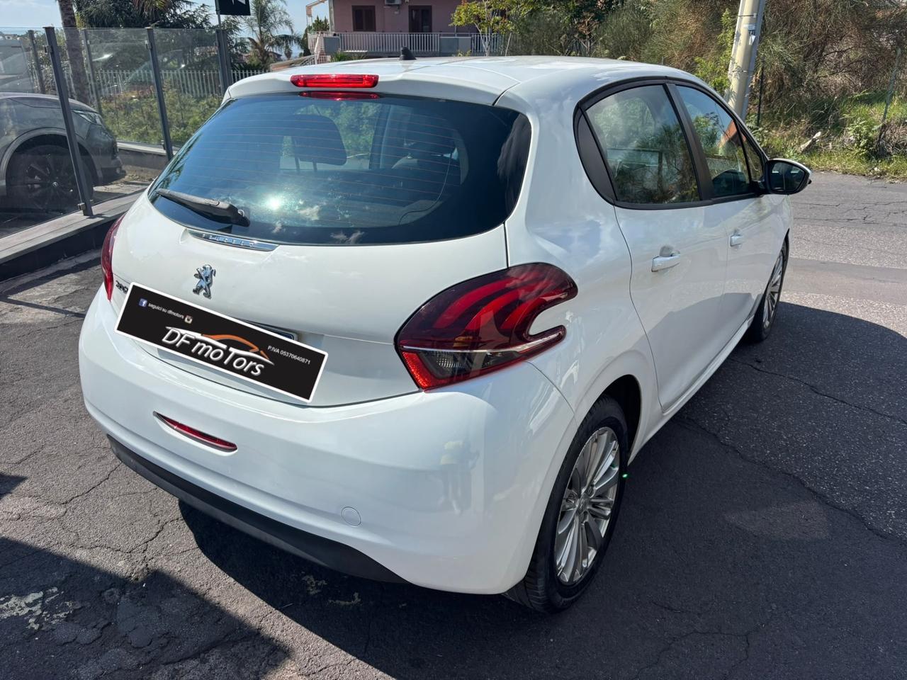 Peugeot 208 BlueHDi 75 -2017