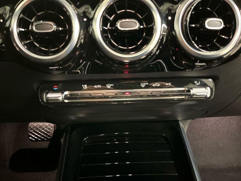 Mercedes-Benz GLA 180 d Automatic Business Extra